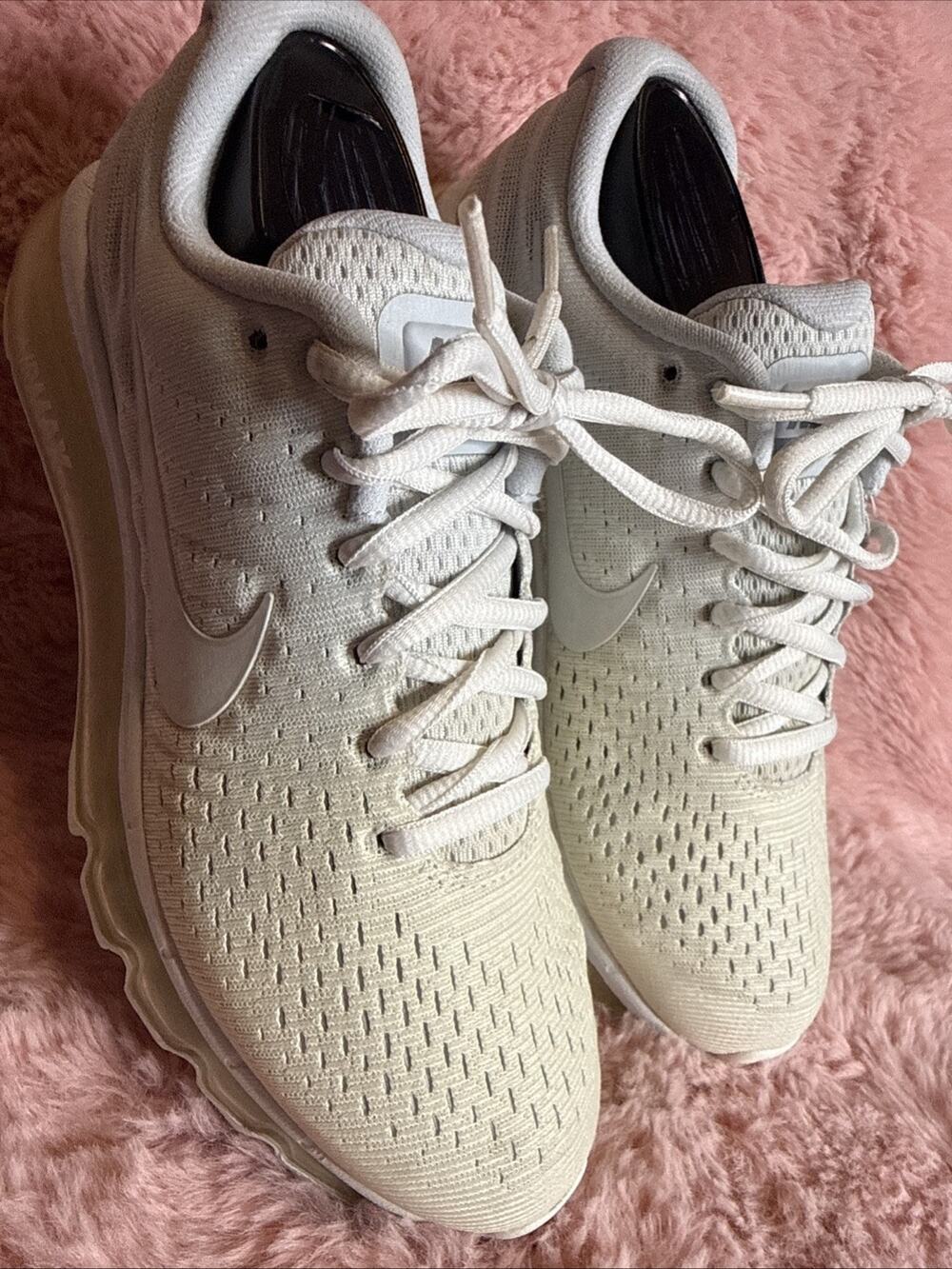 are Nike Wmns Air Max 2017 sneakers in the "Phantom" or "Off White"